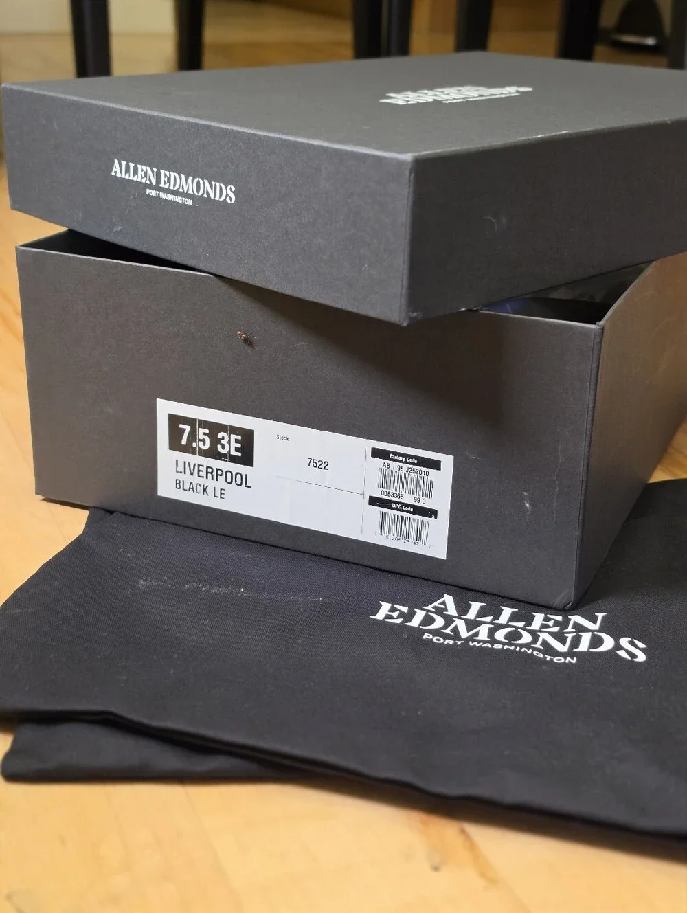 Allen Edmonds Liverpool Chelsea Boots Black Leather 7.5 EEE Wide USA w/ Box